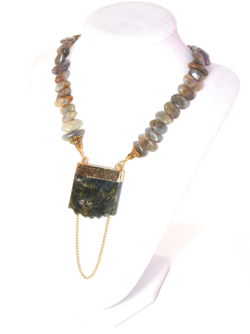 Labradorite Gold Plated Pendant Stone Necklace - KMagnifiqueDesigns